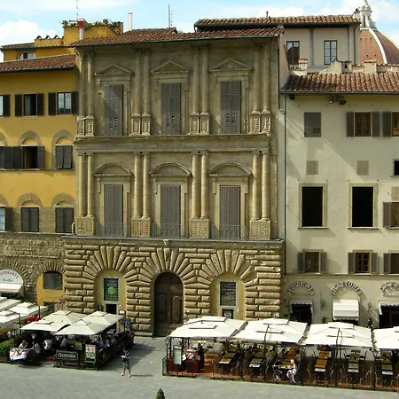 Palazzo Uguccioni *