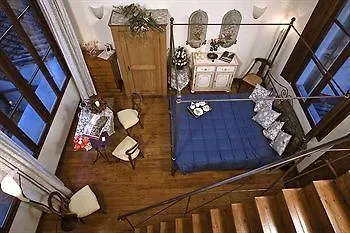 Palazzo Uguccioni Apartment *