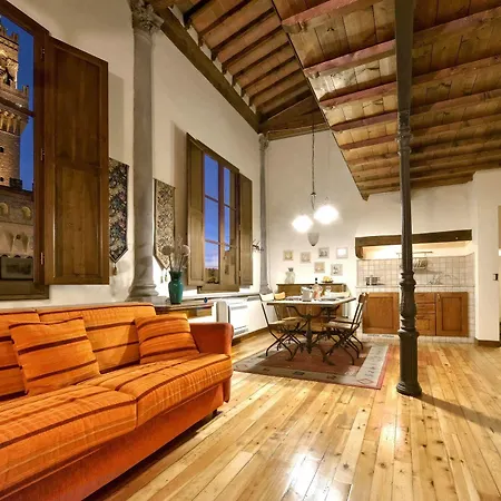 Palazzo Uguccioni Apartment Florence