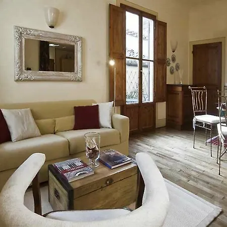 Palazzo Uguccioni *
