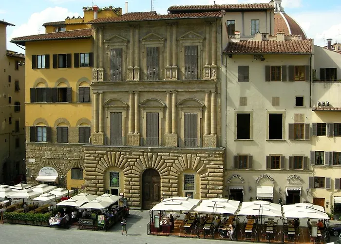 Palazzo Uguccioni *